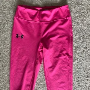 Under Armour knee length shorts